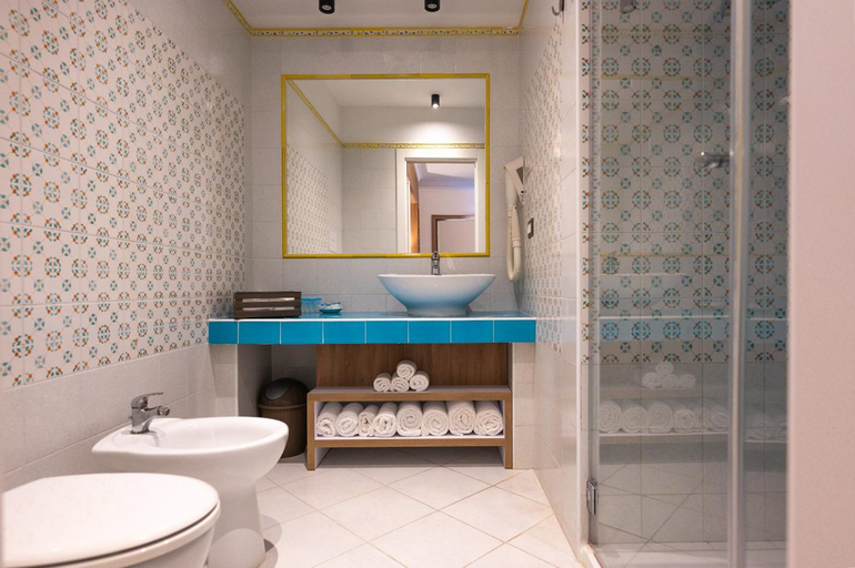 Bathroom 5, Mia Resort Paestum, Salerno