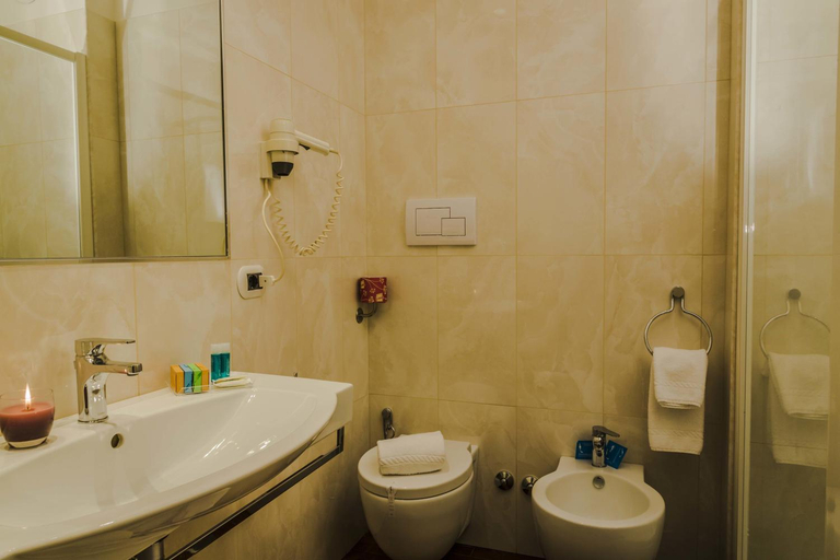 Bathroom 4, Grande Albergo Potenza, Potenza