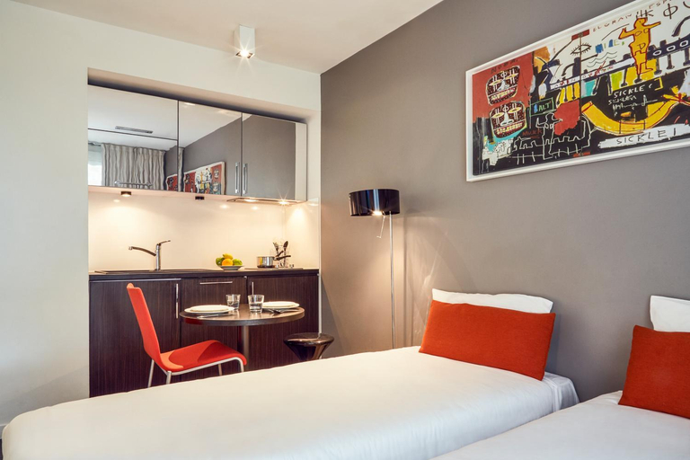 Bedroom 18