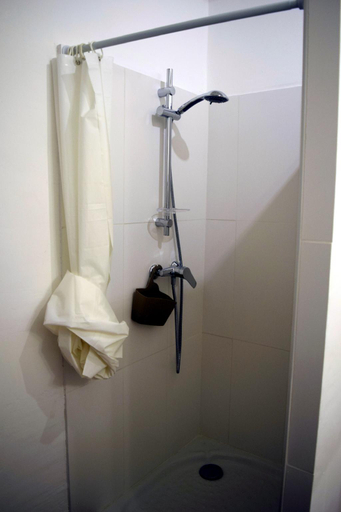 Bathroom 3, A Rossa Location, Corse-du-Sud