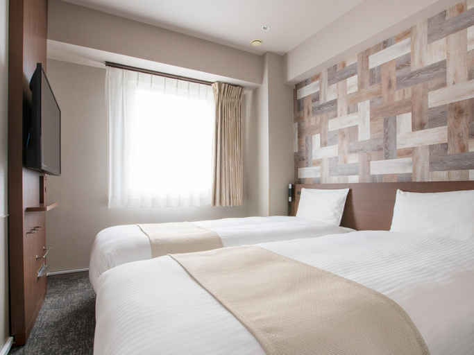 Bedroom 24