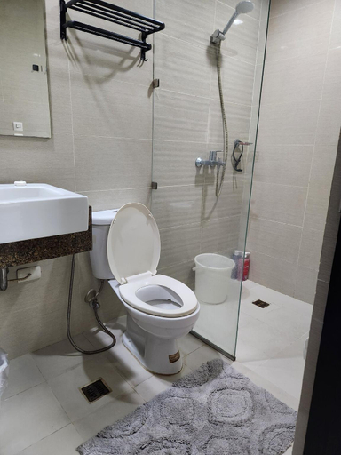 Bathroom, Cozy 1 Bedroom Flat Near NAIA 3, Pasay City