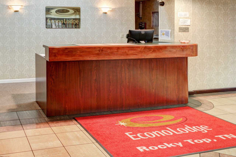 Public Area 2, Econo Lodge Rocky Top, Anderson