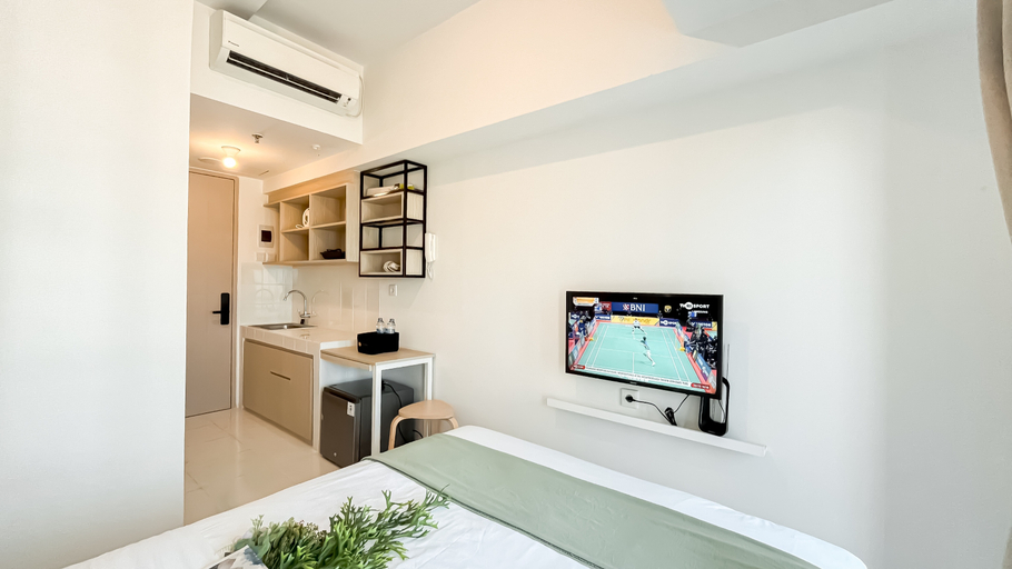 Bedroom 2, Basic Studio Room Apartment Tokyo Riverside PIK 2 By Travelio, Tangerang