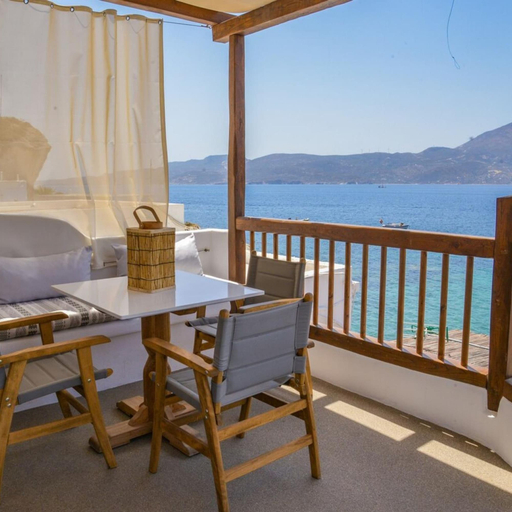 Room 5, Honeymoon Klima Suite, South Aegean