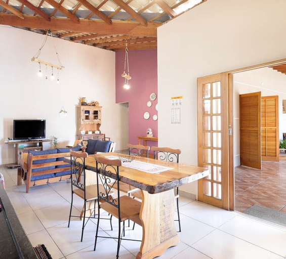 Room 4, Ch Cara com Piscina Churrasq e Wifi pet Friendly, Ibiúna