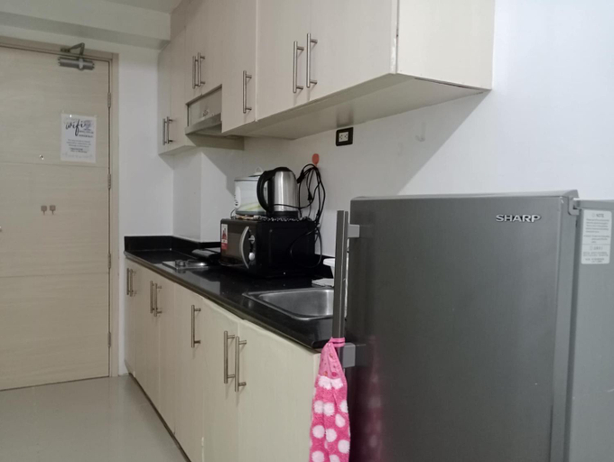 Others 5, Sea Residence Finest, Pasay City