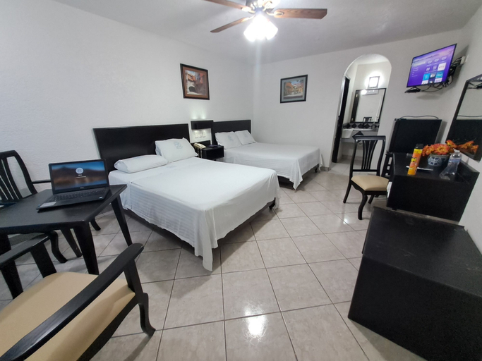 Others, Hotel de Mexico, Matamoros