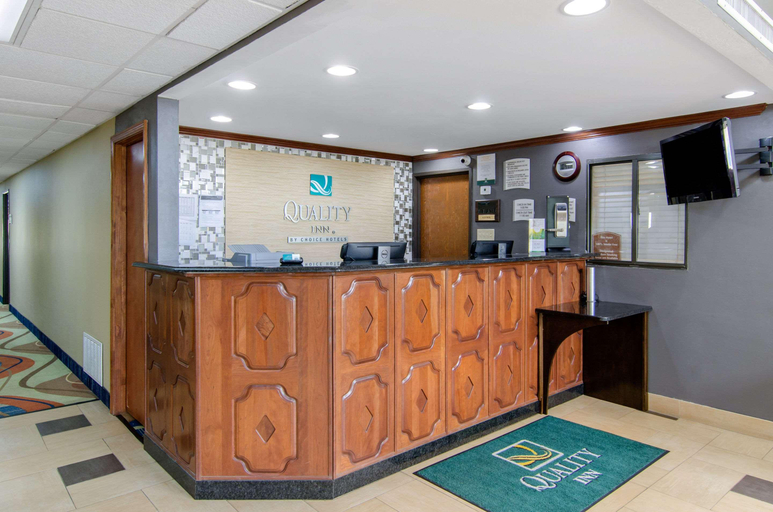 Public Area 2, Quality Inn Merriam Kansas City, Kansas City