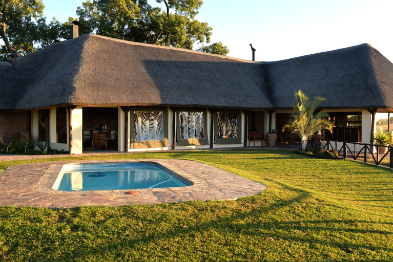 Exterior & Views, Omukuyu Wildlife Lodge, Otavi
