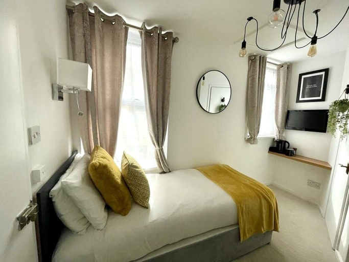 Bedroom 5, BoHo BreeZe, Brighton and Hove