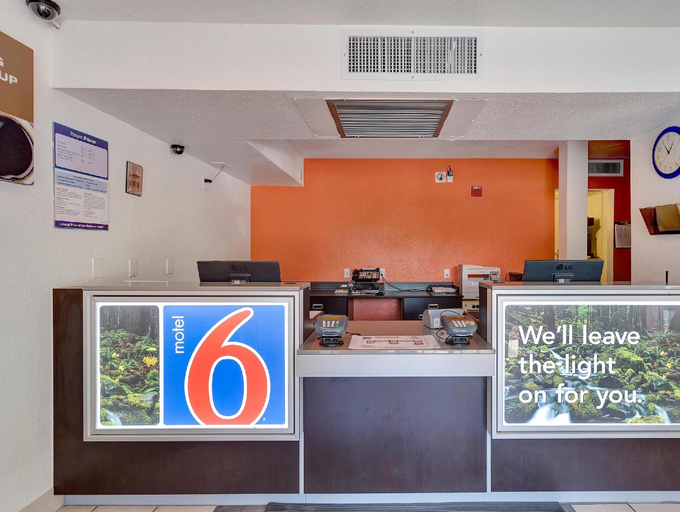 Others 4, Super 8 by Wyndham Santa Rosa North, Sonoma