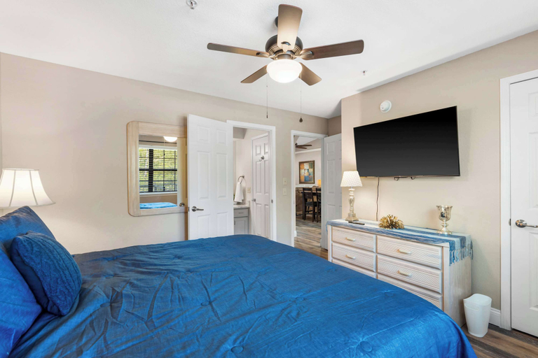 Bedroom 2, Cozy Comfort Retreat For 6, Taney