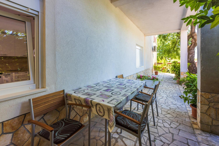 Others 5, Tustonjic, Novi Vinodolski