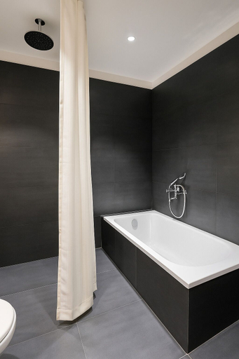Bathroom 5, Aarambh By The Sky Imperial, Rajsamand