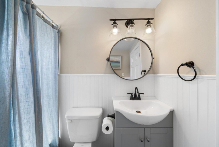 Bathroom 4, 4BR Shore House-Close To The Action, Cape May