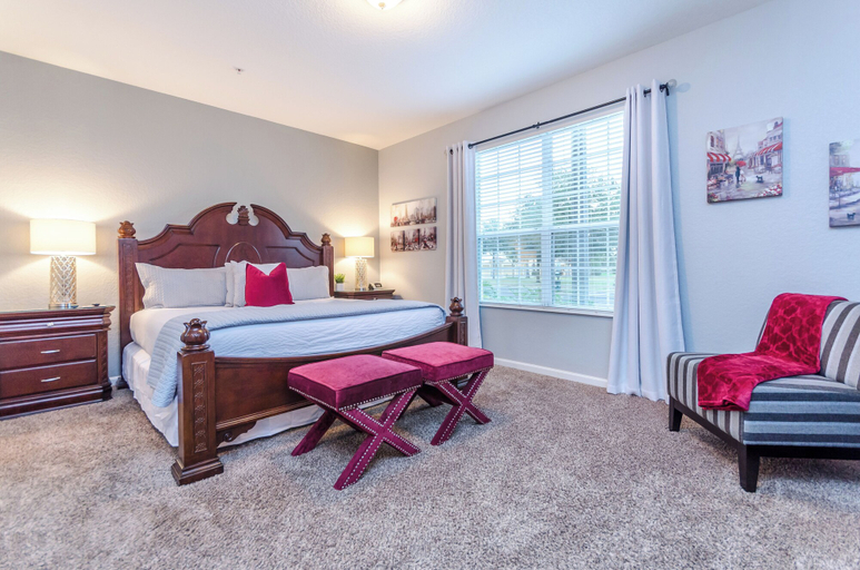 Bedroom 3, Tropical Breeze, Orange
