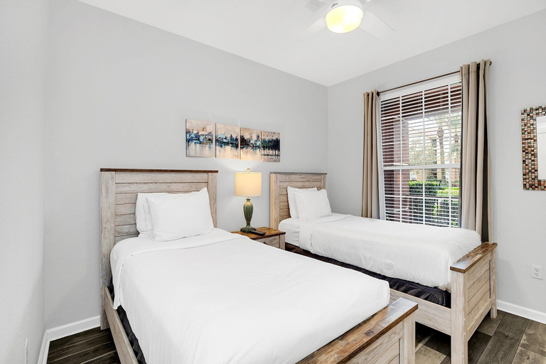 Others 2, 4862 Cayview Ave #110, Orange