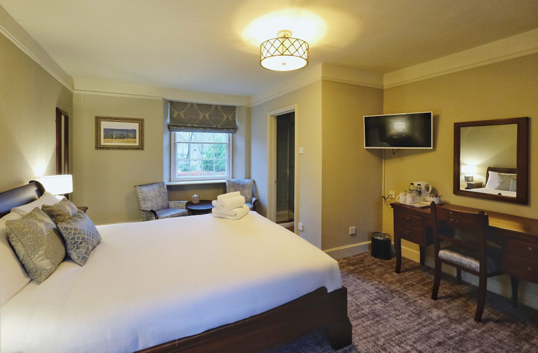 Bedroom 2, The Greyhound Inn Taunton, Somerset