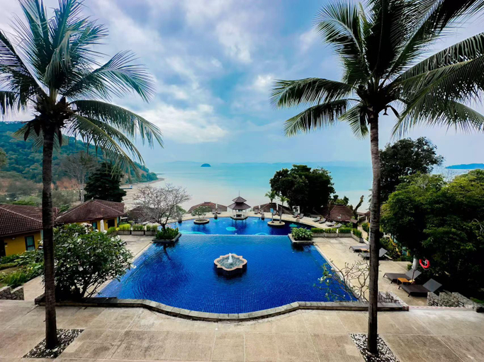Sport & Beauty 2, Supalai Scenic Bay Resorts and Spa Sale by DAYUU, Phuket Island