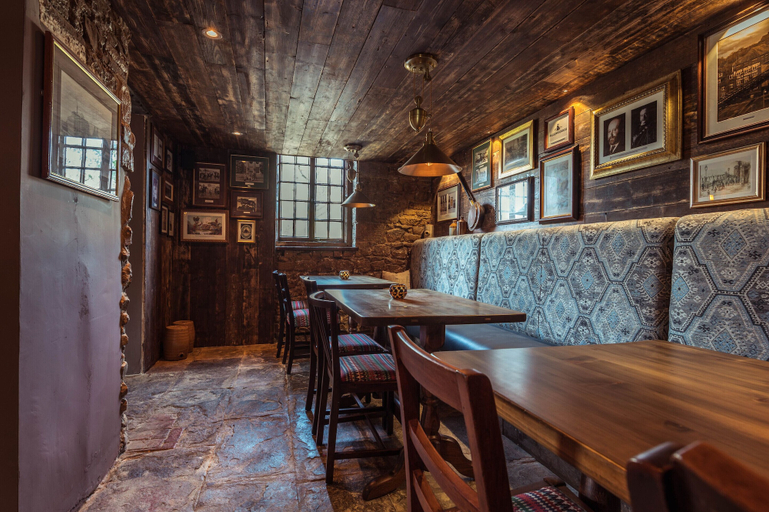 Food & Drinks 4, The Greyhound Inn Taunton, Somerset