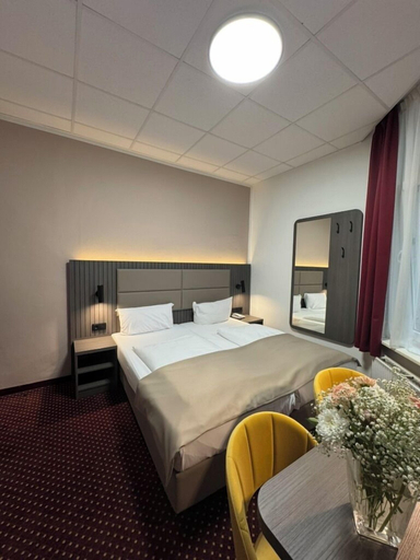 Bedroom 3, Lumen am Hauptbahnhof, Hamburg