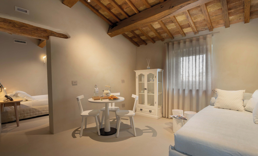 Bedroom 5, Relais La Colombaia, Macerata