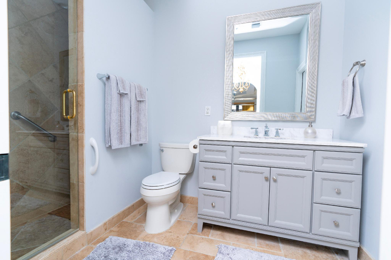 Bathroom 3, Five Bedroom Luxe Villa on Deep Water Intracoastal, Broward