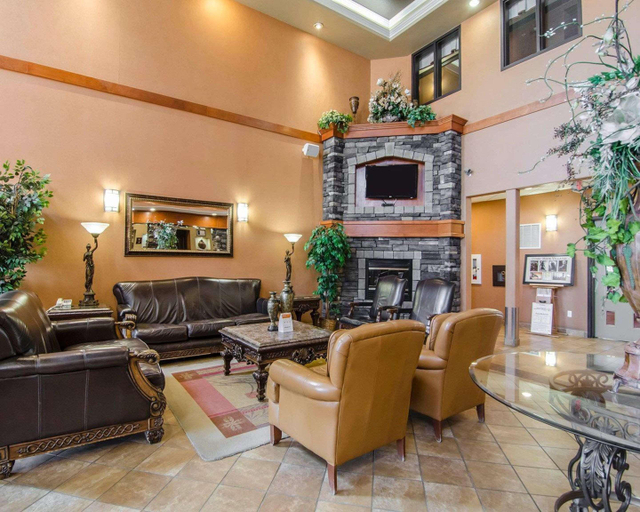Others 5, Quality Inn & Suites Grande Prairie, Division No. 19