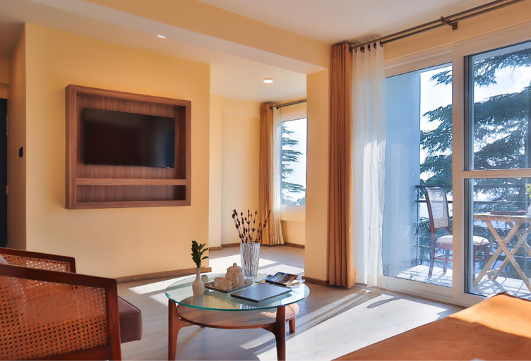 Public Area 2, Alaya Stays 1 BHK with Balcony & Breathtaking View - Baljees Melville Divine, Shimla