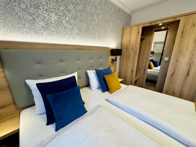 Bedroom 4, Hotel Garni am Obsthof Stade - Altes Land, Stade