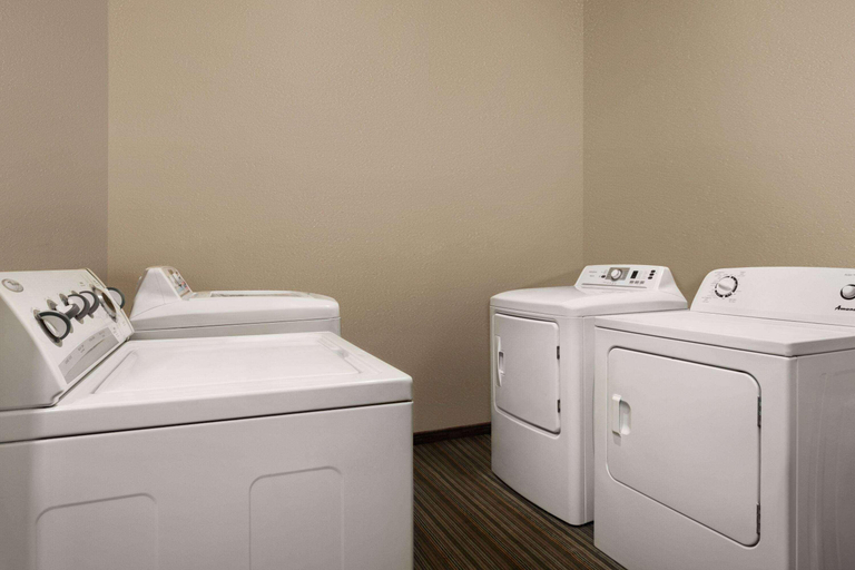 Bathroom 4, Super 8 By Wyndham Gainesville Tx, Cooke