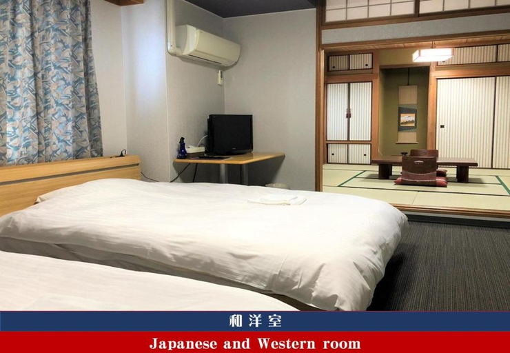 Bedroom 3, Gran Hotel, Shingū