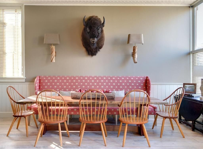 Others 5, Eleven Sopris House, Gunnison