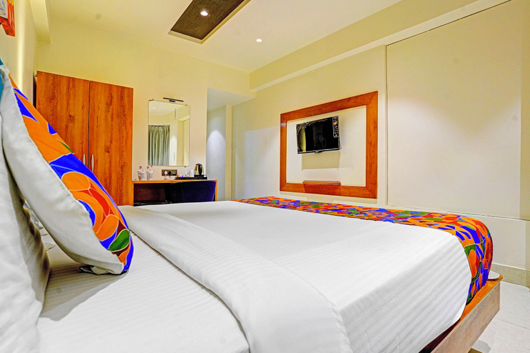 Bedroom 3, Fabhotel Siddharth Inn, Gandhinagar