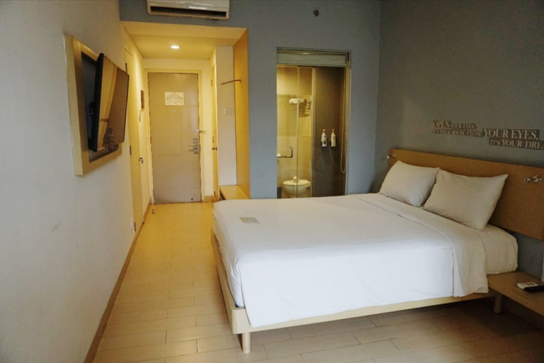 Bedroom 14