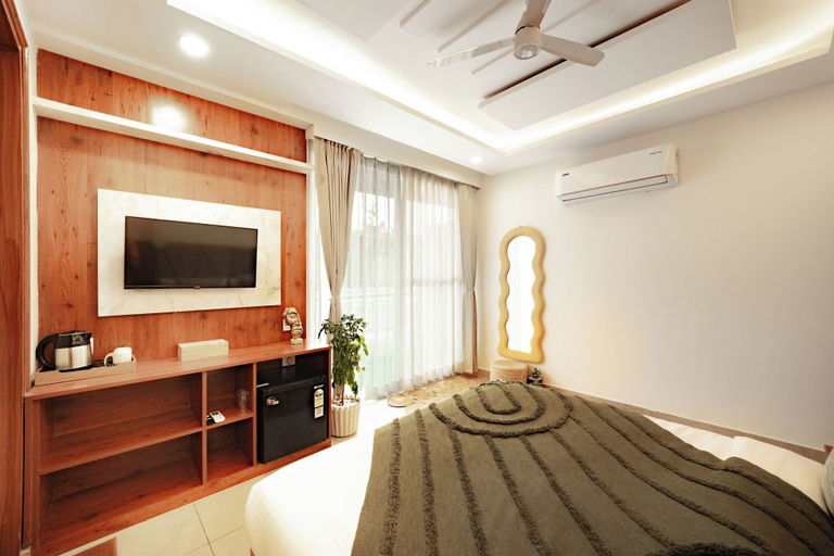 Others 5, Hummingbird - A Luxury Stay, Garhwal