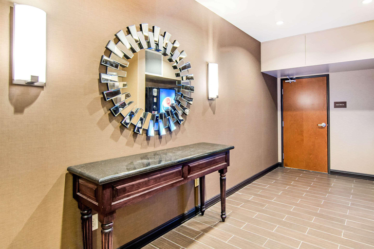 Public Area 3, Comfort Inn & Suites Independence, Montgomery