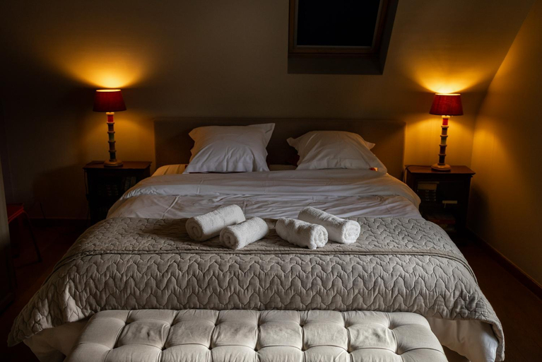 Bedroom 2, De Levensboom - Het Oud Gemeentehuis, West-Vlaanderen