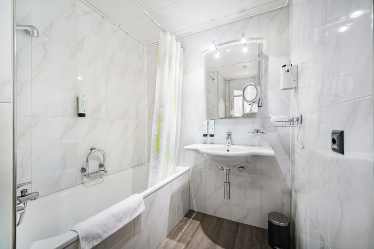 Bathroom 8