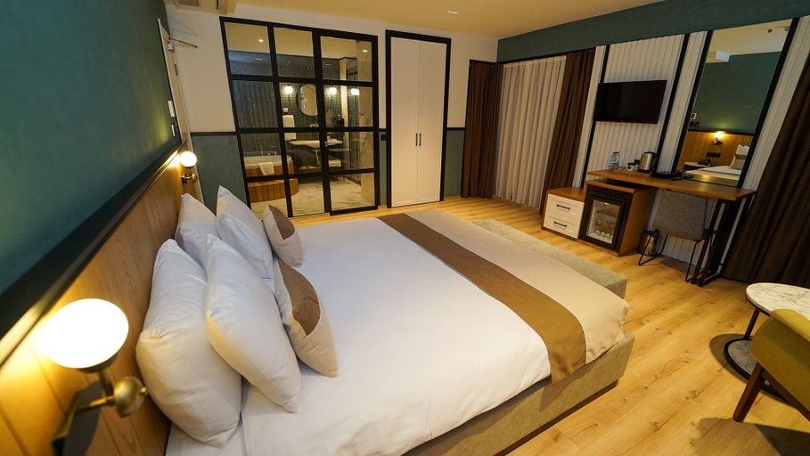Bedroom 4, Fragments Hotel, Beyoğlu
