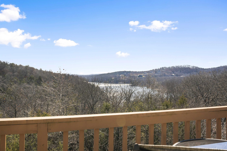 Others 4, Lake Livin - Incredible Views, Stone