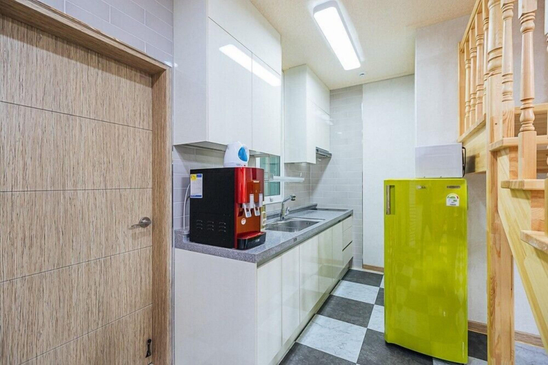 Others 4, Sun and moon pension, Hwaseong