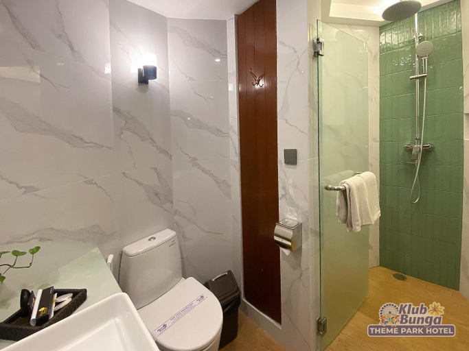 Bathroom 8