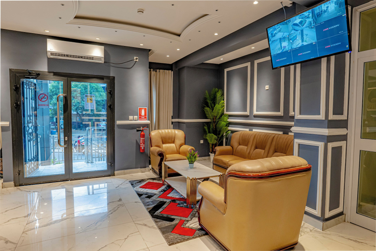 Others 3, Hotel Residence Narita, Wouri