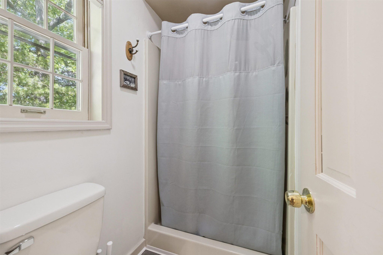 Room 4, Golf Resort Cabin w Hot Tub Firepit Pool, Sevier