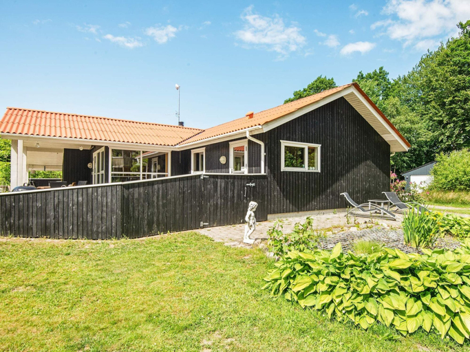 Others 4, 8 Person Holiday Home in Glesborg-by Traum, Norddjurs