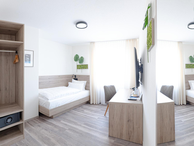 Bedroom 2, Landhotel Kirchberg - Hotel Garni, Schwäbisch Hall