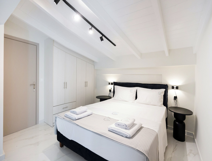 Others 3, N&G Deluxe Maisonette, Ionian Islands