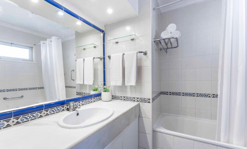 Bathroom 5, Beach House Apartment, Santa Cruz de Tenerife